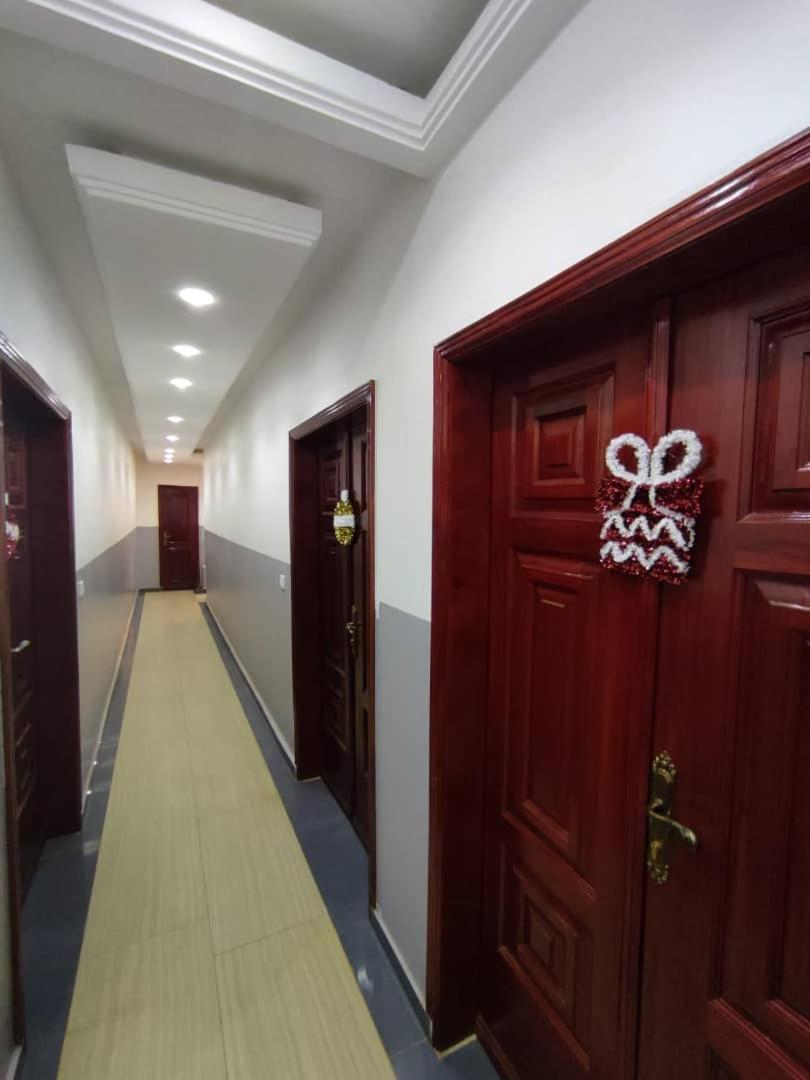 Hotel Appart B4U - Etoudi Yaoundé Exteriör bild