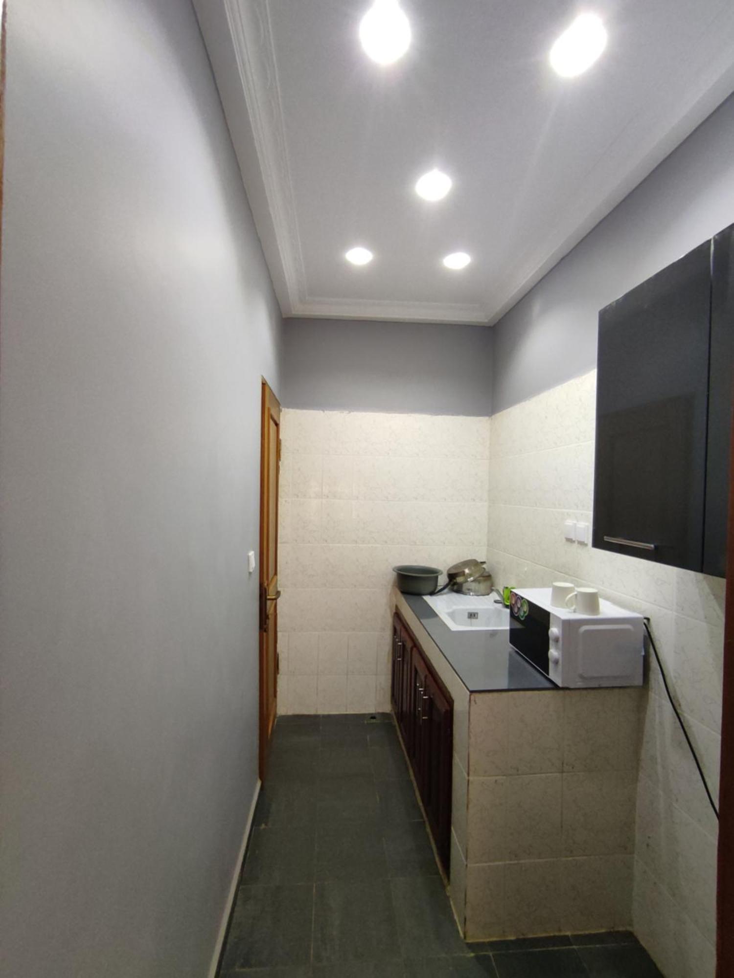 Hotel Appart B4U - Etoudi Yaoundé Exteriör bild